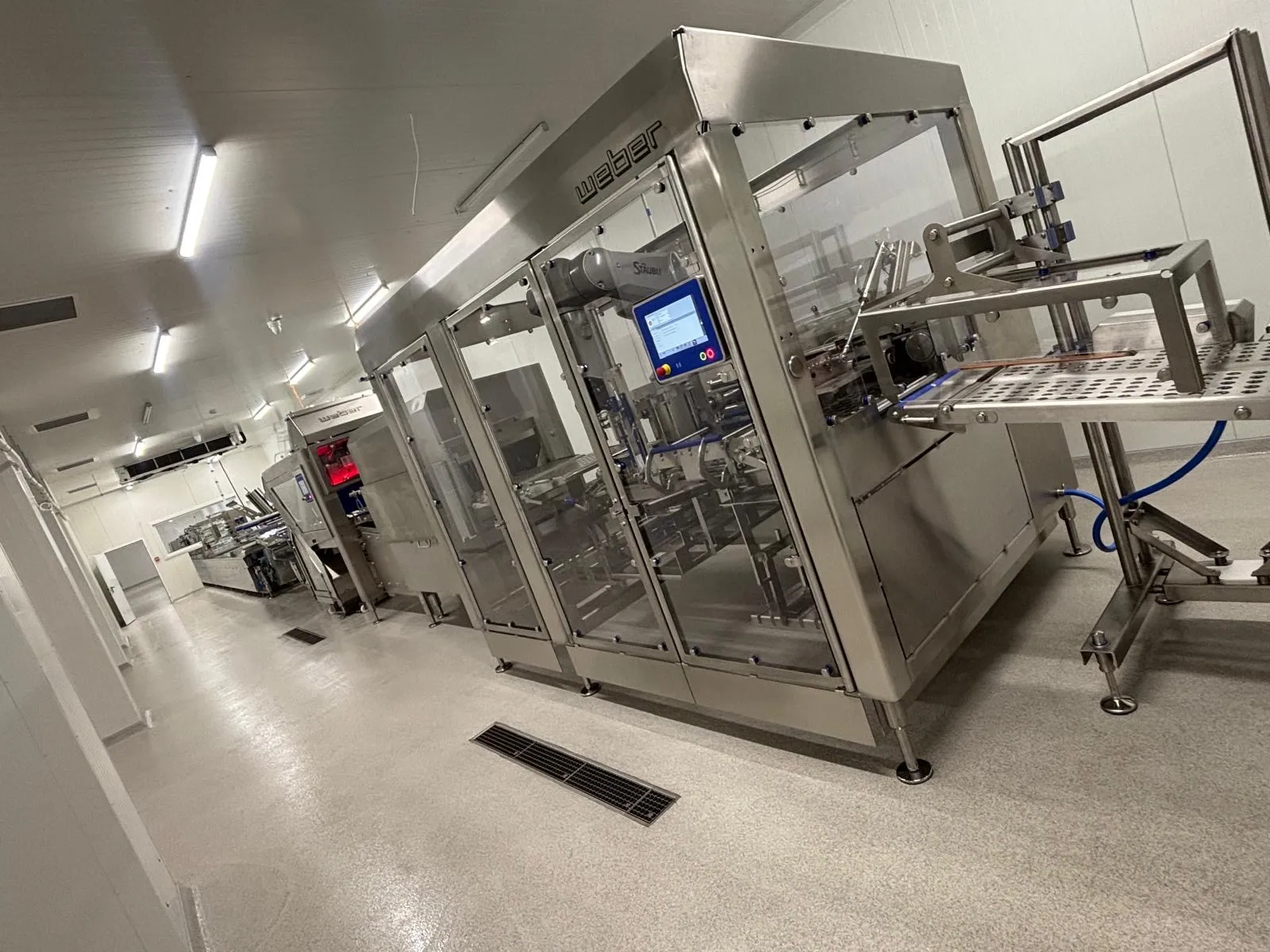 Widok zewnętrzny zakładu mleczarskiego